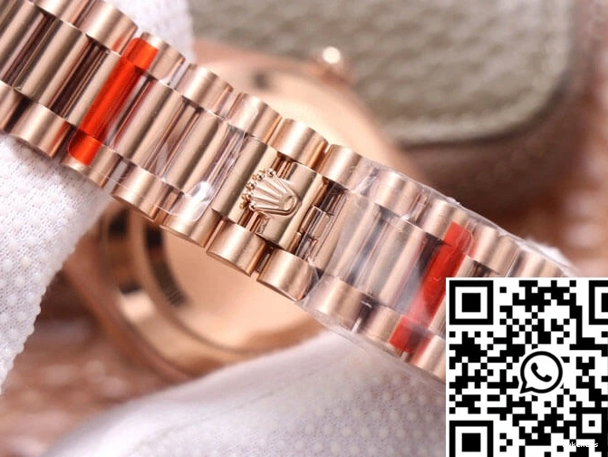 Dial Factory M228345RBR-0007 Diamond Sundust EW Rolex Day-Date 0310